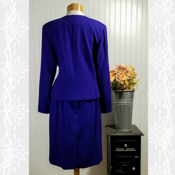 | kasper | blue v neck suit - Picture 3 of 7